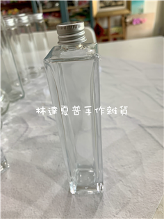 03長方瓶150ml鋁蓋玻璃瓶 ～浮游花
