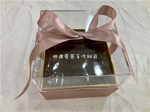 113090900372 壓克力紙製方形花盒（玫瑰金）1