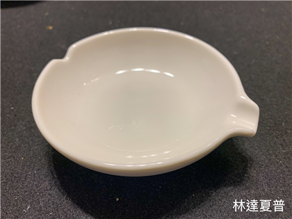 瓷碟