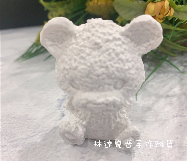 毛衣小熊(中）